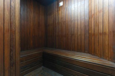 Apartamento à venda com 250m², 4 quartos e 5 vagas Apartamento à venda com 250m², 4 quartos e 5 vagasÁrea comum - Sauna