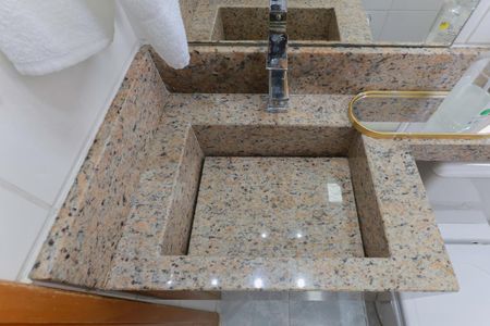 Apartamento à venda com 250m², 4 quartos e 5 vagas Apartamento à venda com 250m², 4 quartos e 5 vagasBanheiro de serviço