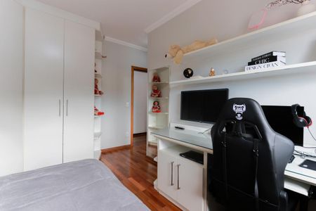 Apartamento à venda com 250m², 4 quartos e 5 vagas Apartamento à venda com 250m², 4 quartos e 5 vagasSuíte 3
