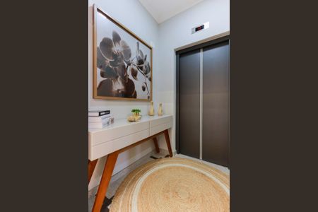 Apartamento à venda com 250m², 4 quartos e 5 vagas Apartamento à venda com 250m², 4 quartos e 5 vagasHall exclusivo