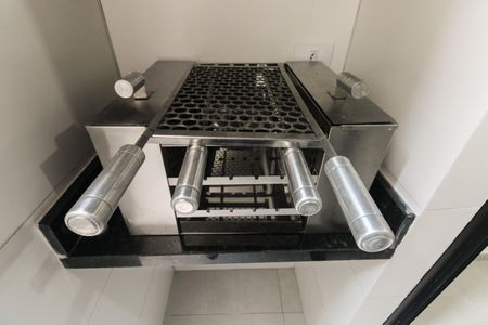 Apartamento à venda com 38m², 2 quartos e sem vaga Apartamento à venda com 38m², 2 quartos e sem vagaÁrea de Serviço e Área de Churrasqueira