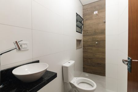 Apartamento à venda com 38m², 2 quartos e sem vaga Apartamento à venda com 38m², 2 quartos e sem vagaBanheiro