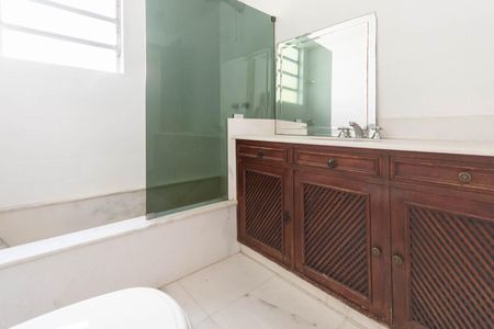 Apartamento à venda com 140m², 3 quartos e 1 vagaBanheiro