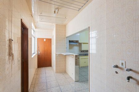 Apartamento à venda com 140m², 3 quartos e 1 vagaÁrea de Serviço