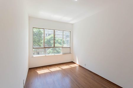 Apartamento à venda com 140m², 3 quartos e 1 vagaQuarto 2
