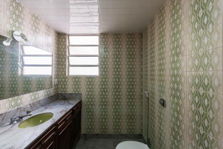 Apartamento à venda com 140m², 3 quartos e 1 vagaBanheiro Suíte