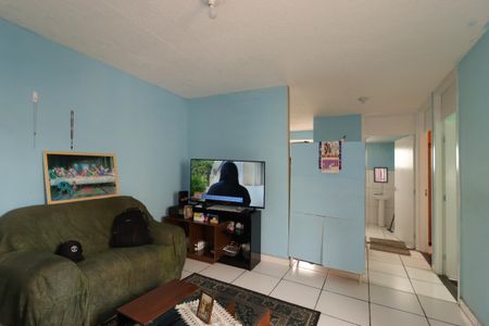 Sala de apartamento à venda com 2 quartos, 49m² em Jardim Alzira Franco, Santo André