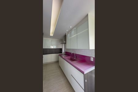 Apartamento à venda com 185m², 3 quartos e 3 vagasCozinha