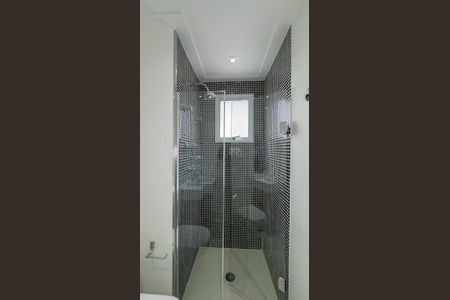 Apartamento à venda com 185m², 3 quartos e 3 vagasBanheiro da Suíte 2