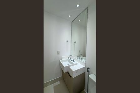 Apartamento à venda com 185m², 3 quartos e 3 vagasBanheiro da Suíte 2