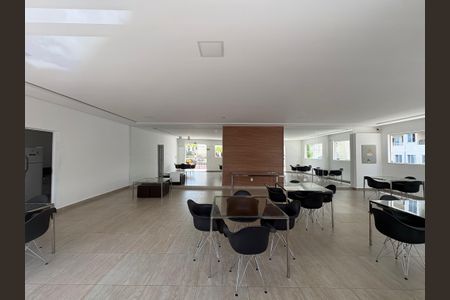 Apartamento para alugar com 83m², 2 quartos e 1 vaga