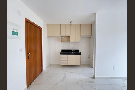 Apartamento para alugar com 2 quartos, 83m² em Milionários, Belo Horizonte