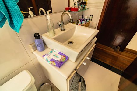 Casa à venda com 90m², 3 quartos e 2 vagas