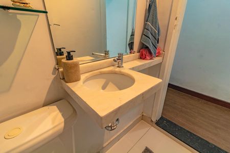 Casa à venda com 90m², 3 quartos e 2 vagas