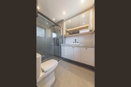 Apartamento à venda com 130m², 3 quartos e 2 vagas Apartamento à venda com 130m², 3 quartos e 2 vagasBanheiro da Suíte 3