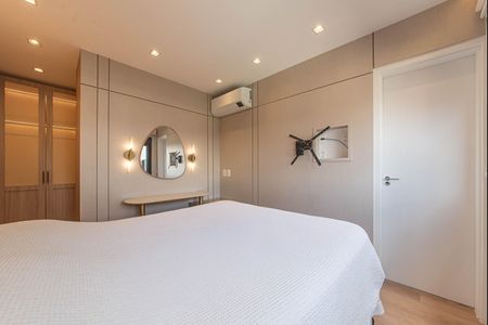 Apartamento à venda com 130m², 3 quartos e 2 vagas Apartamento à venda com 130m², 3 quartos e 2 vagasSuite 3