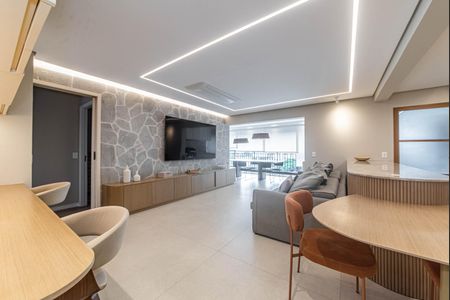 Apartamento à venda com 130m², 3 quartos e 2 vagas Apartamento à venda com 130m², 3 quartos e 2 vagasSala