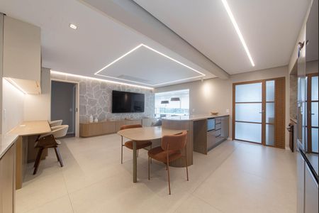 Apartamento à venda com 130m², 3 quartos e 2 vagas Apartamento à venda com 130m², 3 quartos e 2 vagasCozinha