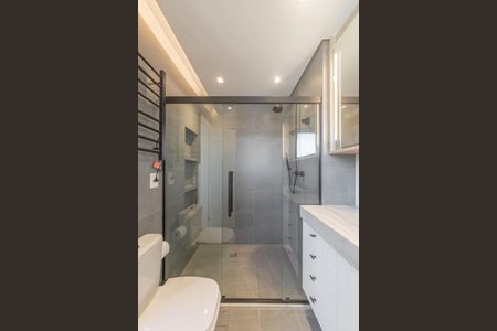 Apartamento à venda com 130m², 3 quartos e 2 vagas Apartamento à venda com 130m², 3 quartos e 2 vagasBanheiro da Suíte 3