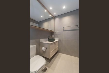 Apartamento à venda com 130m², 3 quartos e 2 vagas Apartamento à venda com 130m², 3 quartos e 2 vagasBanheiro da Suíte 2