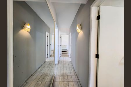 Corredor de apartamento para alugar com 2 quartos, 86m² em Santa Cruz dos Lazaros, Jacareí