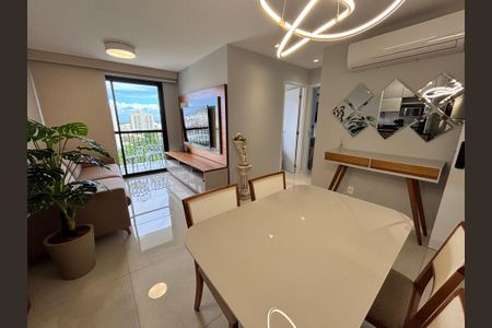 Sala de apartamento para alugar com 2 quartos, 80m² em Recreio dos Bandeirantes, Rio de Janeiro