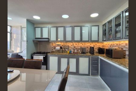 Apartamento à venda com 2 quartos, 82m² em Barreto, Niterói
