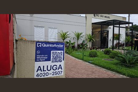 Apartamento para alugar com 41m², 2 quartos e sem vagaPlaca instalada na fachada do condomínio - Código da placa: YIXW-1739