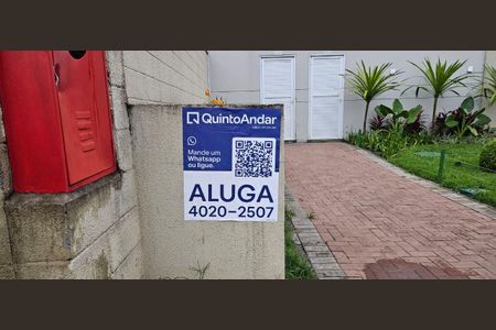 Apartamento para alugar com 41m², 2 quartos e sem vagaPlaca instalada na fachada do condomínio - Código da placa: YIXW-1739