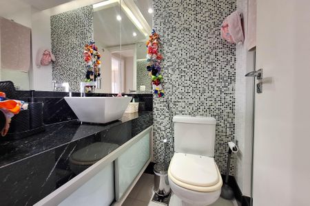 Apartamento para alugar com 151m², 4 quartos e 2 vagasBanheiro Social