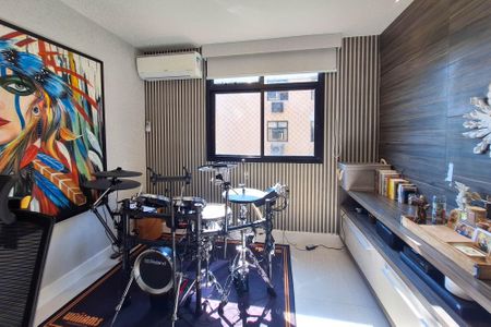 Apartamento para alugar com 151m², 4 quartos e 2 vagasQuarto 1