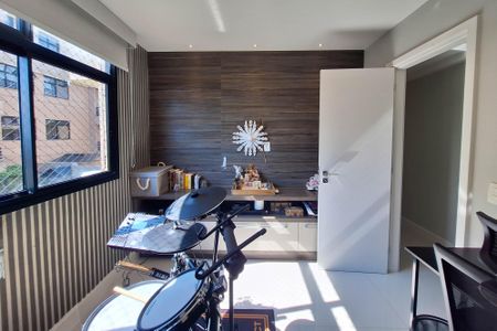 Apartamento para alugar com 151m², 4 quartos e 2 vagasQuarto 1