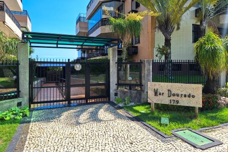 Apartamento para alugar com 151m², 4 quartos e 2 vagasFachada