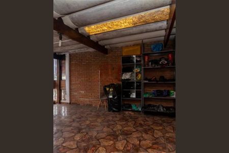 Casa à venda com 145m², 4 quartos e 2 vagas