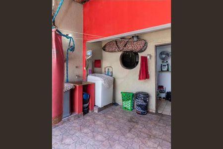 Casa à venda com 145m², 4 quartos e 2 vagas