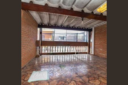 Casa à venda com 4 quartos, 145m² em Vila Chuca, São Paulo