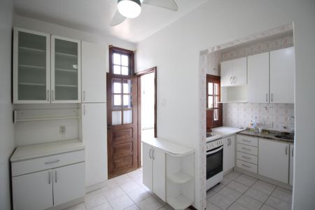 Apartamento à venda com 86m², 3 quartos e sem vagaCozinha