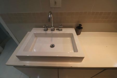 Apartamento para alugar com 220m², 3 quartos e 2 vagasBanheiro Suíte 2