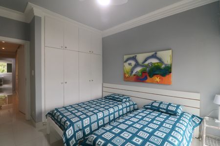 Apartamento para alugar com 220m², 3 quartos e 2 vagasSuíte