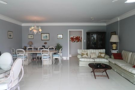 Apartamento para alugar com 220m², 3 quartos e 2 vagasSala