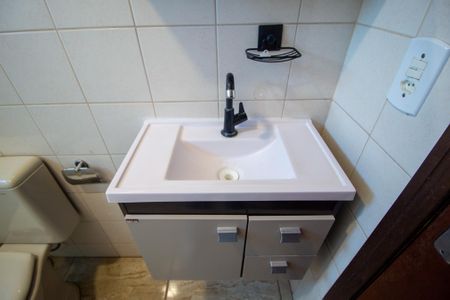 Apartamento para alugar com 70m², 3 quartos e 1 vagaBanheiro 