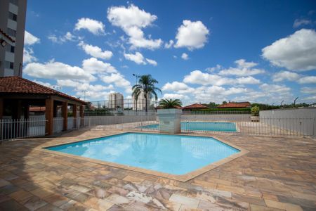 Apartamento para alugar com 70m², 3 quartos e 1 vagaÁrea comum - Piscina