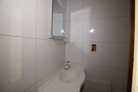 Apartamento para alugar com 40m², 2 quartos e sem vagaBanheiro