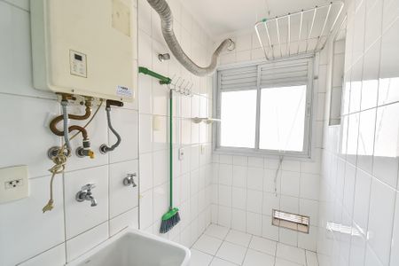 Apartamento à venda com 68m², 3 quartos e 1 vagaÁrea de serviço