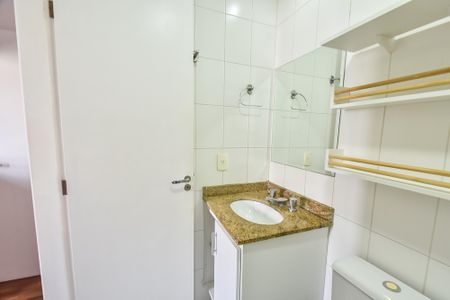 Apartamento à venda com 68m², 3 quartos e 1 vagaBanheiro da suíte