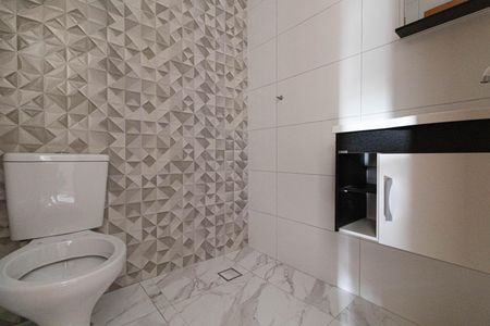 Apartamento para alugar com 40m², 2 quartos e sem vaga Apartamento para alugar com 40m², 2 quartos e sem vagaBanheiro