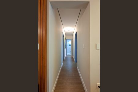 Apartamento para alugar com 135m², 3 quartos e 2 vagasCorredor