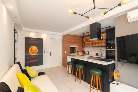 Sala  de apartamento para alugar com 1 quarto, 50m² em Menino Deus, Porto Alegre