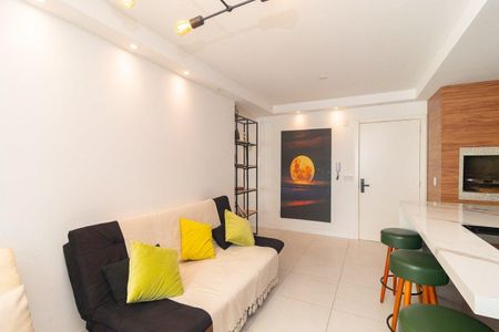 Sala  de apartamento para alugar com 1 quarto, 50m² em Menino Deus, Porto Alegre
