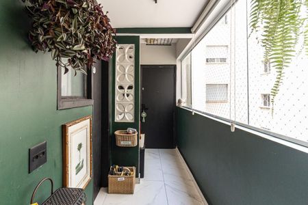 Apartamento à venda com 140m², 3 quartos e 1 vagaÁrea de Serviço